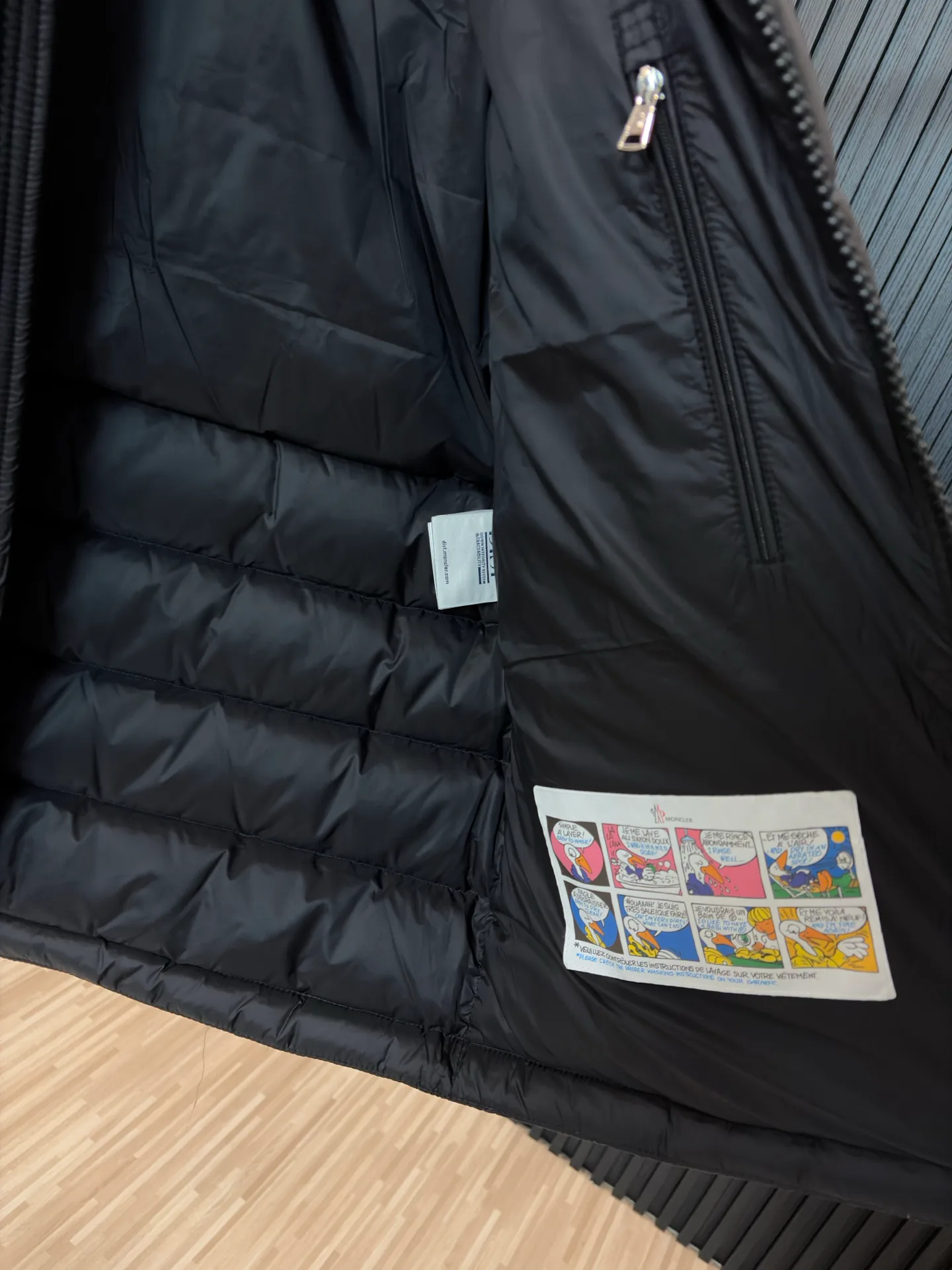 Men's Jackets And Down Jackets MONCLER 18391741