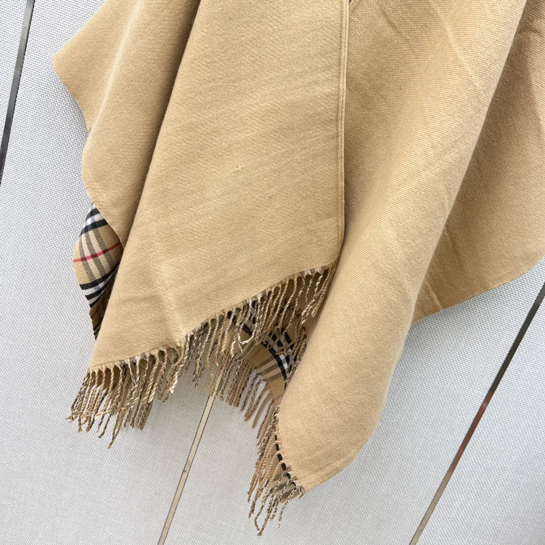 Scarves BURBERRY 18032577