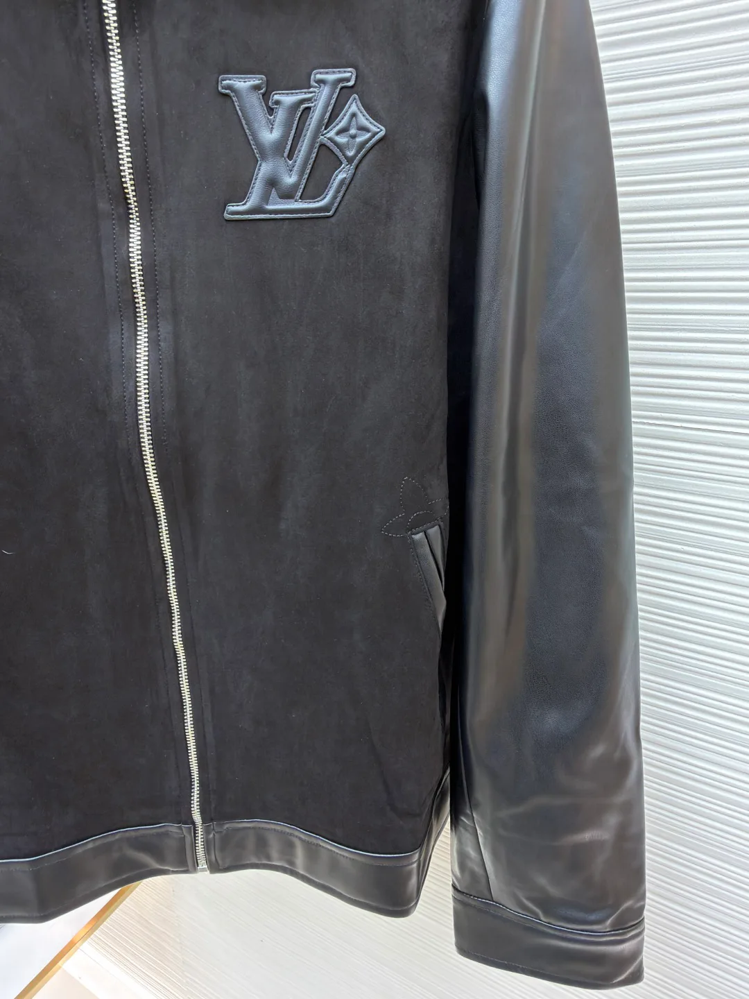 Men's Jackets And Down Jackets LOUIS VUITTON 18153839