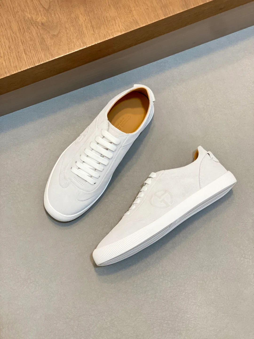 Кроссовки Мужские Armani 18586427