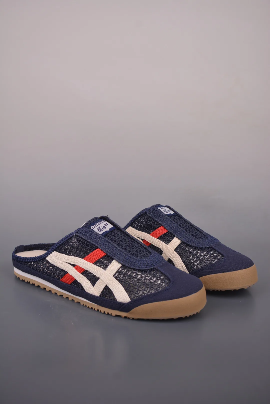 Women's Sneakers ASICS 17182621