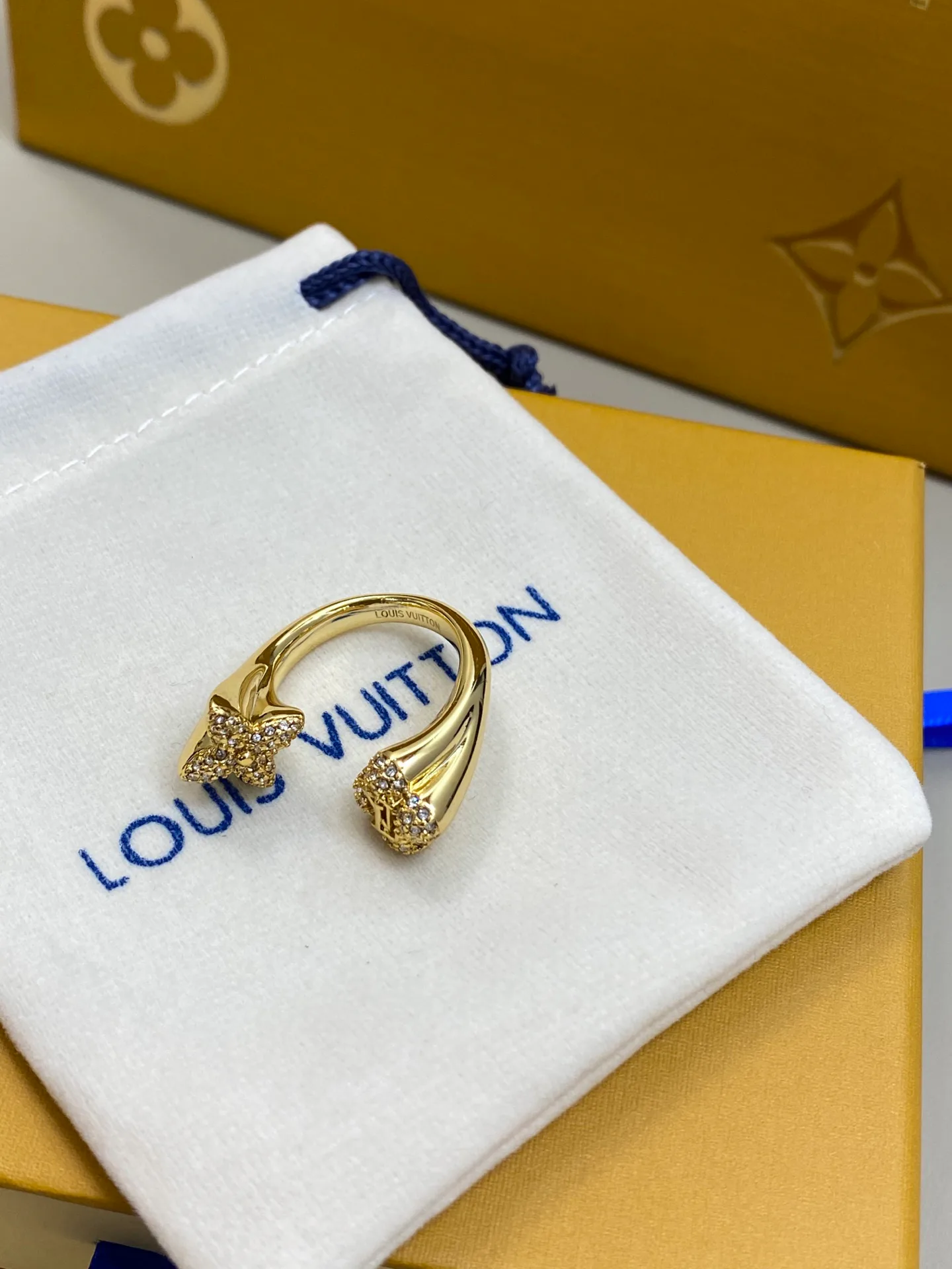 Jewelry LOUIS VUITTON 17821898