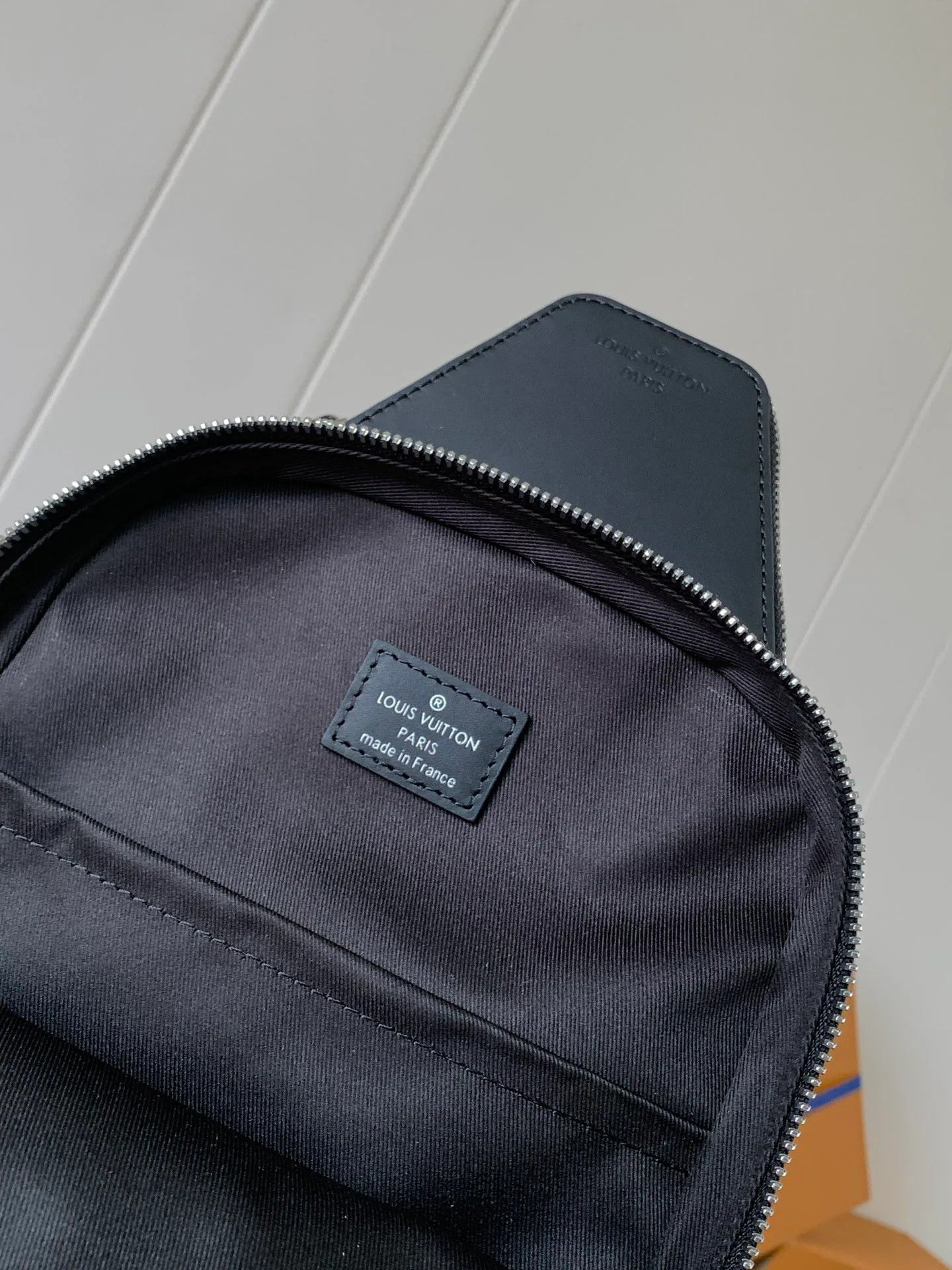 Women's Shoulder Bags LOUIS VUITTON 17948728