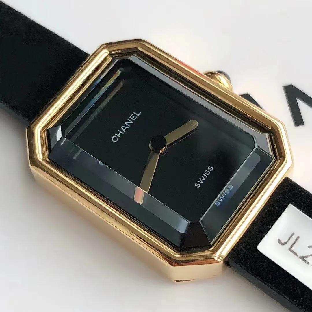 Women's Watches CHANEL 17229069