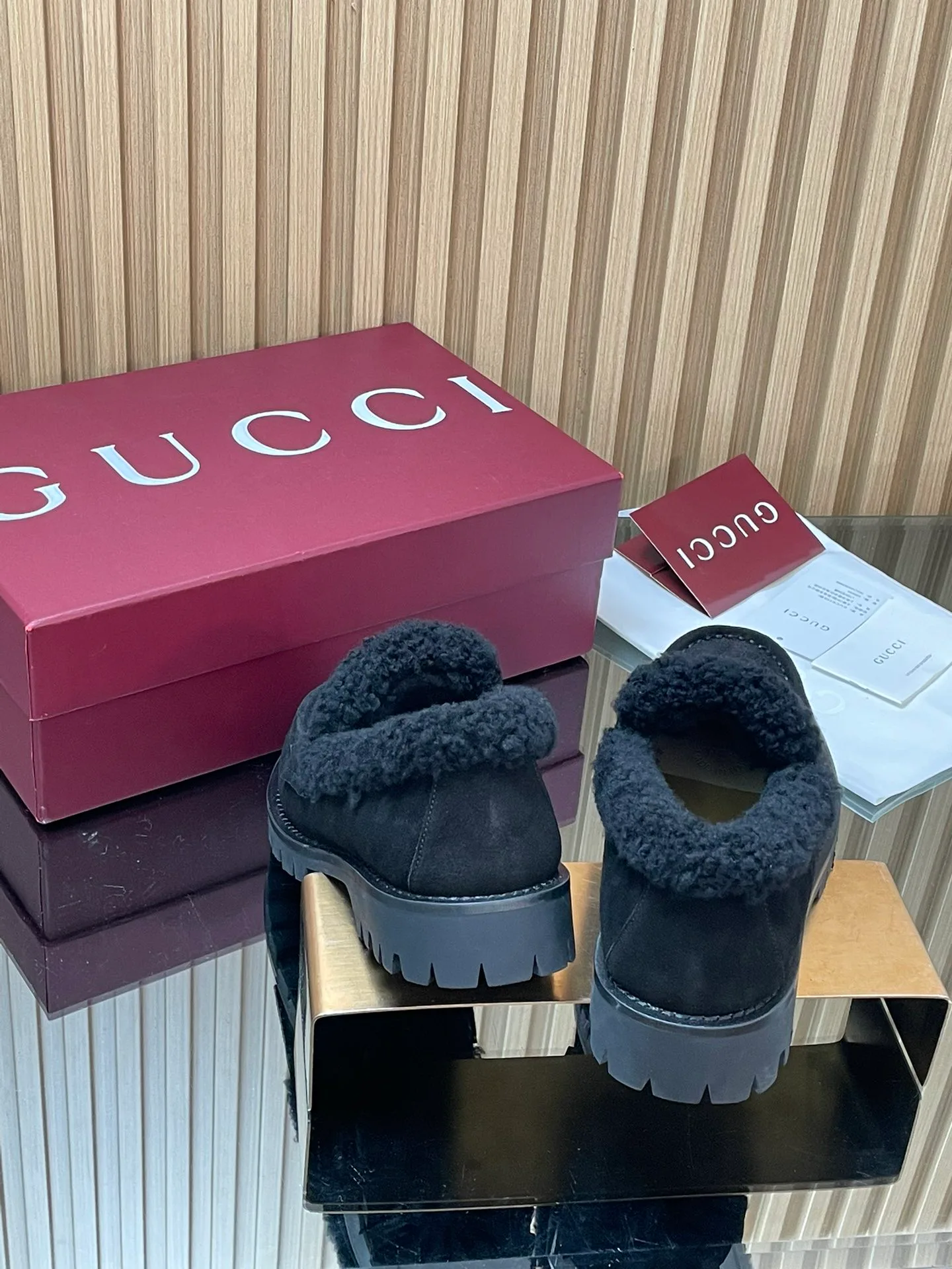 Women's Loafers And Moccasins GUCCI 18187073