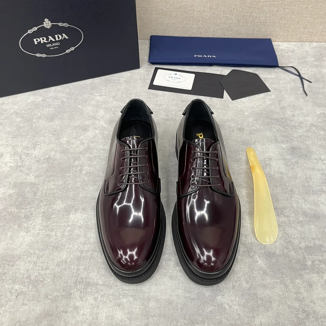 Men's Loafers And Dress Shoes PRADA 18397550