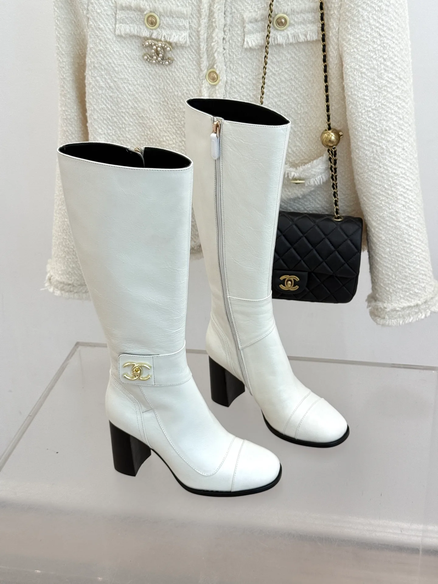 Women's Boots CHANEL 18154337