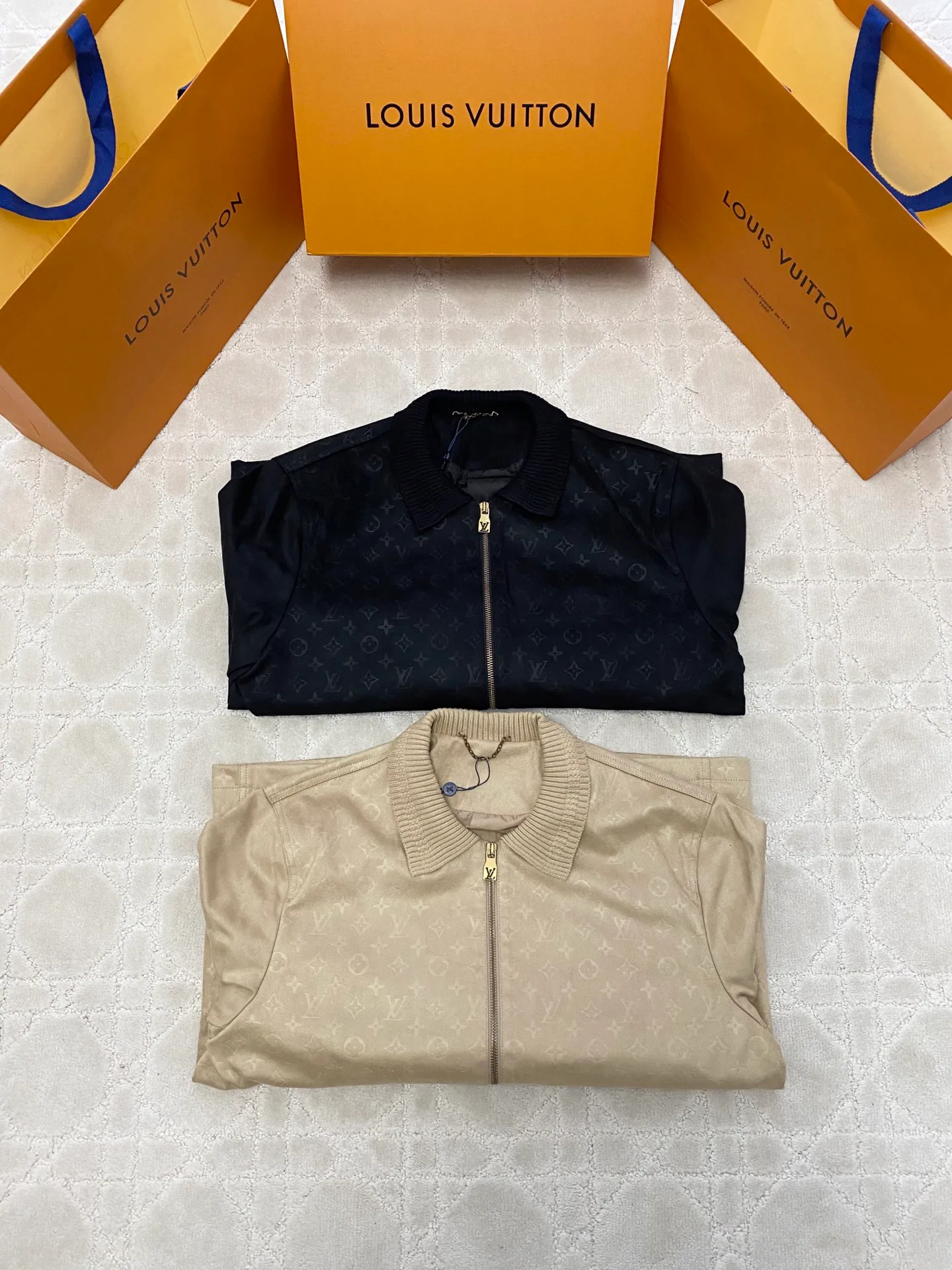Men's Jackets And Down Jackets LOUIS VUITTON 18074035