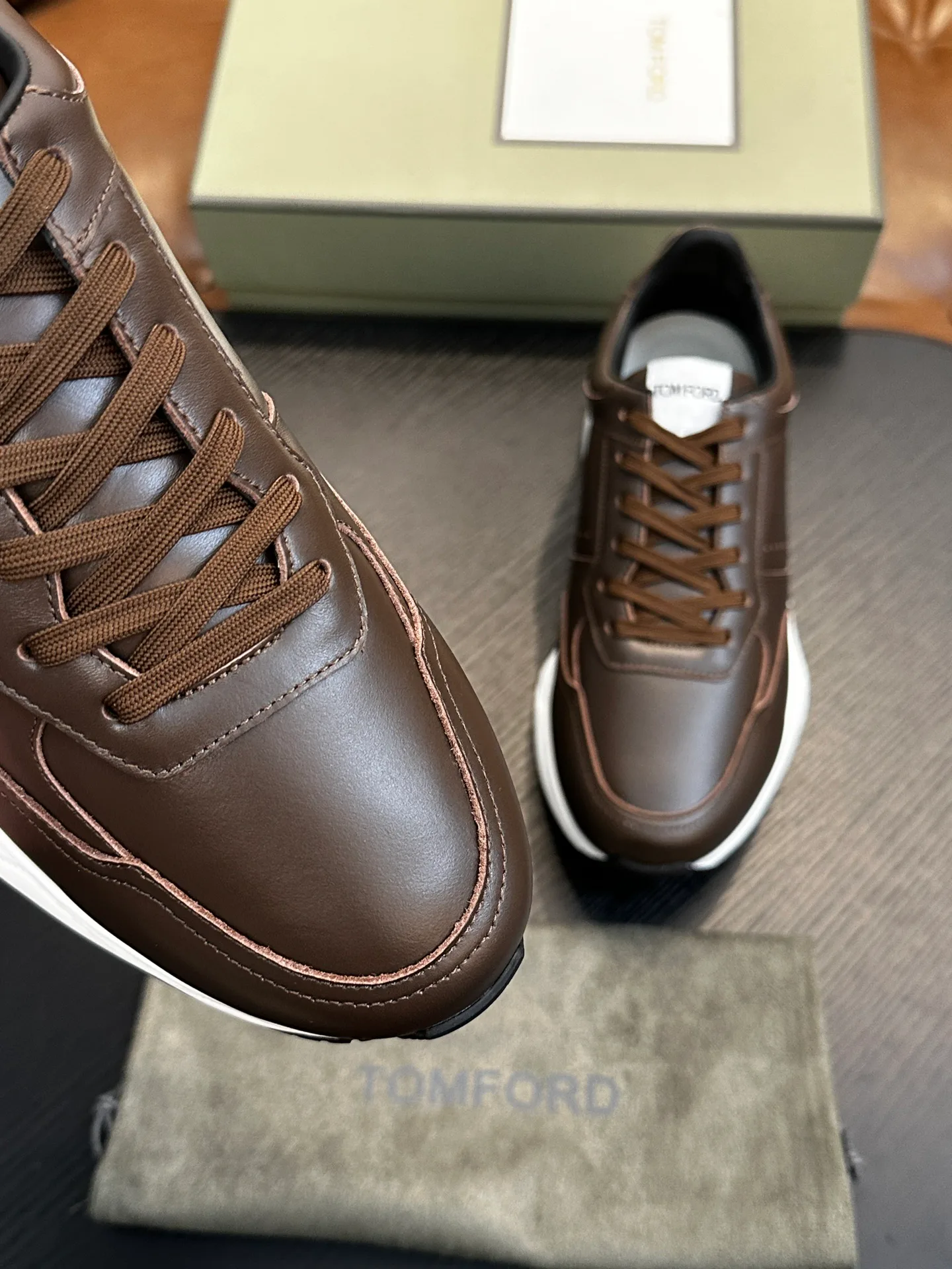 Men's Sneakers TOM FORD 18118691
