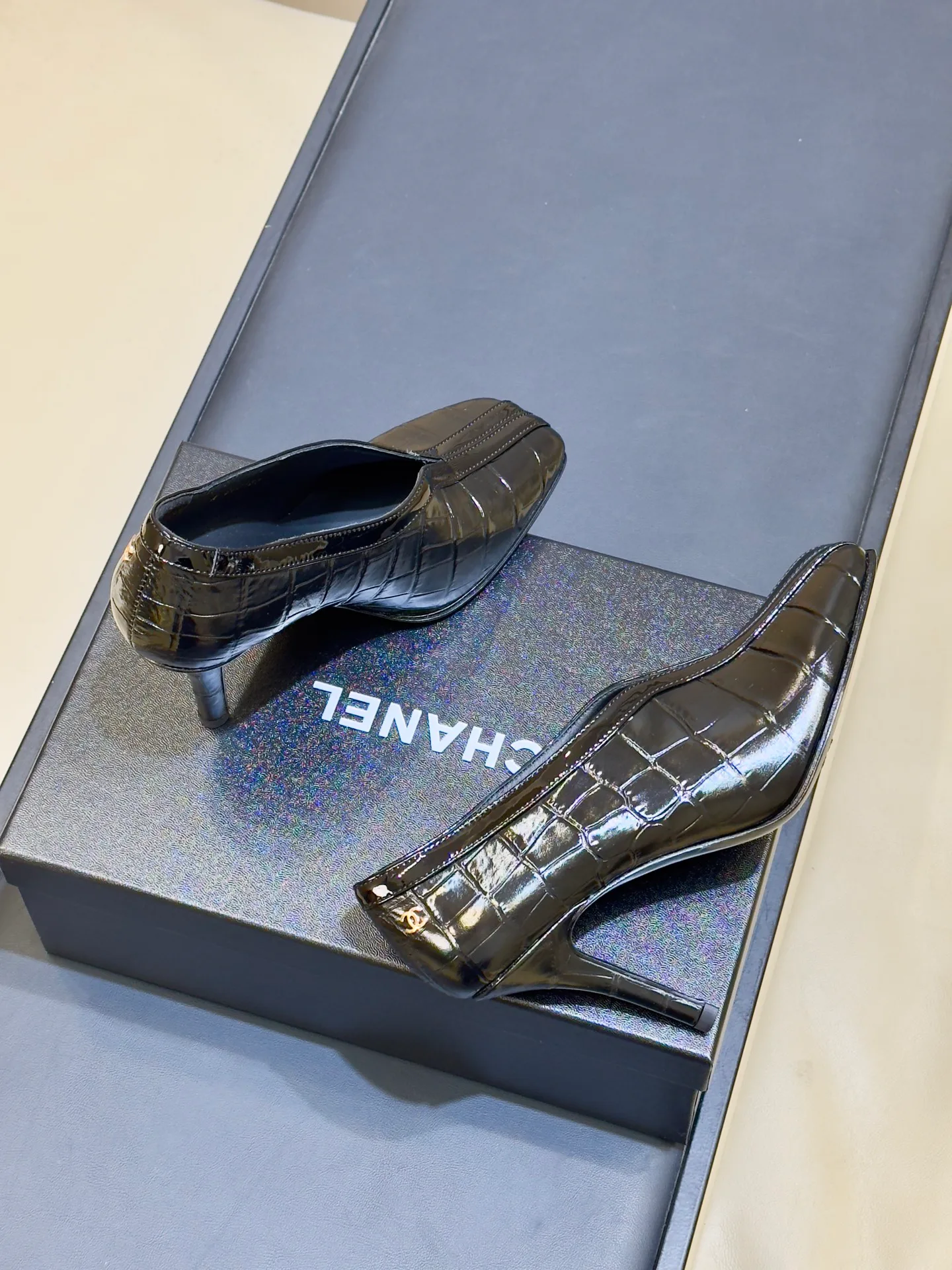 Women's Heels CHANEL 18073455