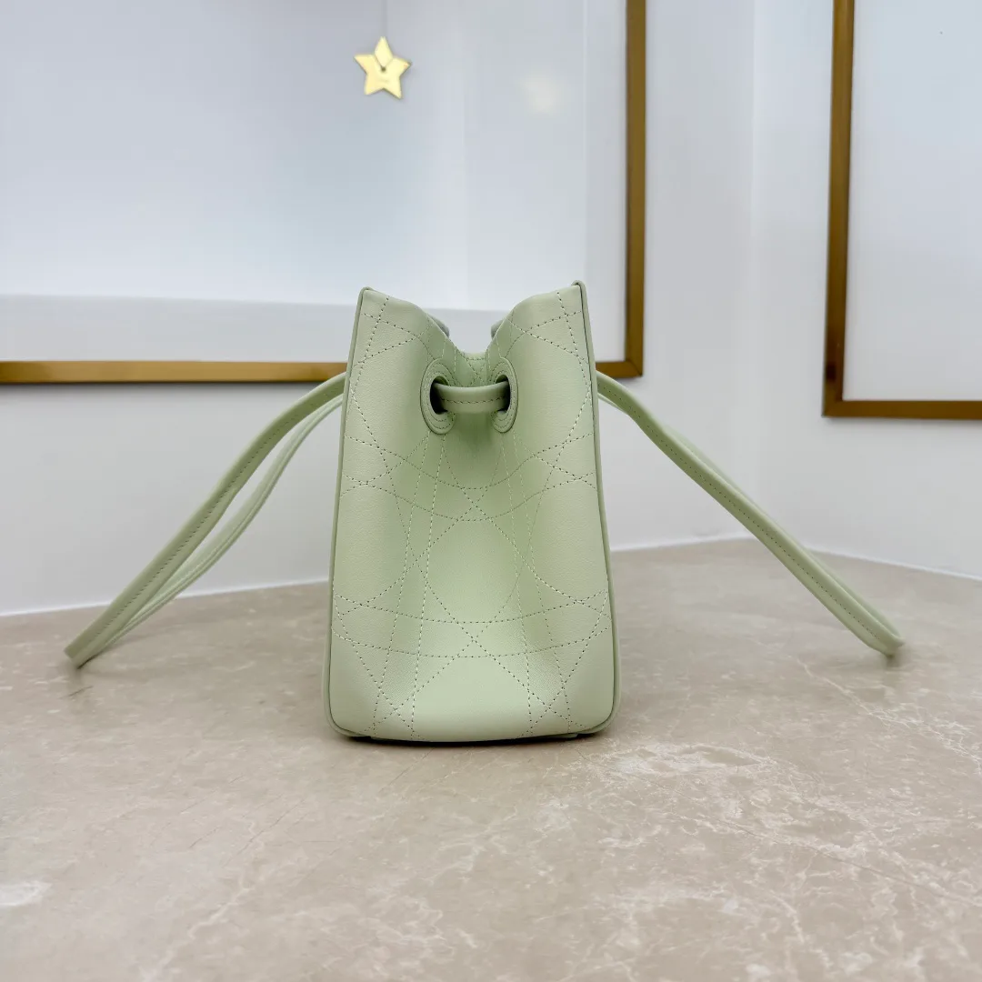 Women's Classic Handbags CHRISTIAN DIOR 18187886