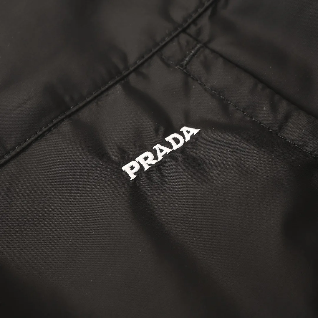 Men's Trousers PRADA 18179688