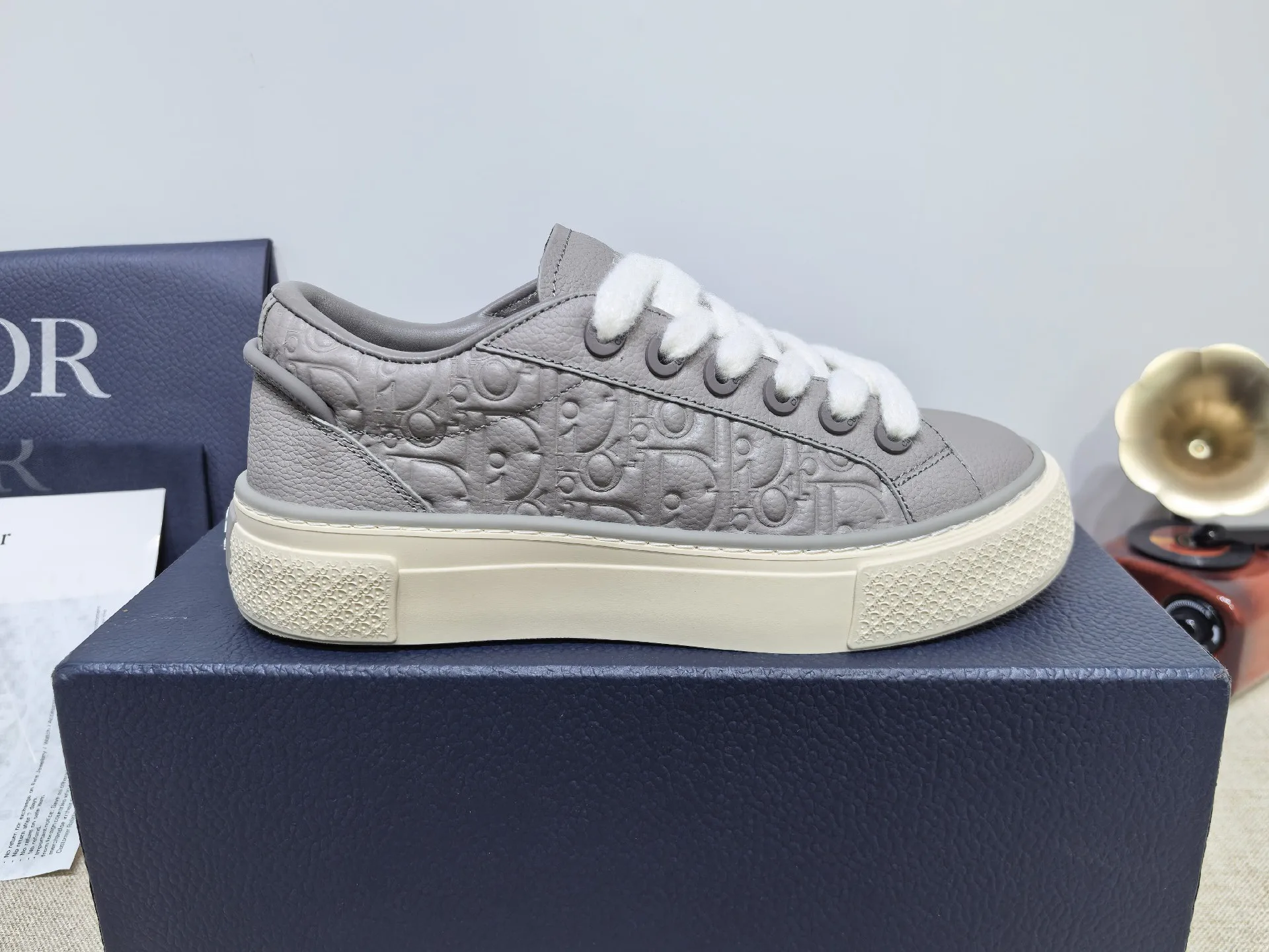 Women's Sneakers CHRISTIAN DIOR 17805342
