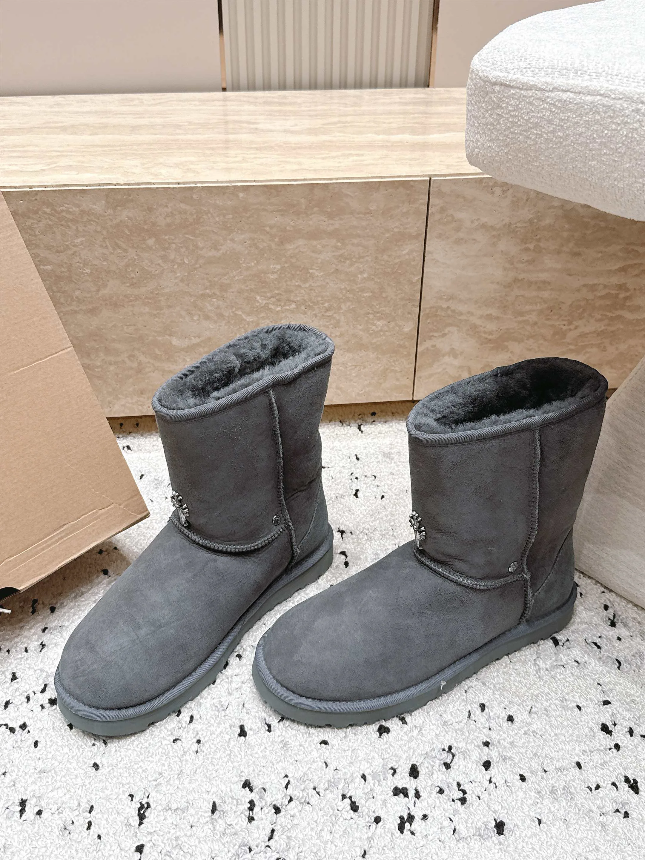 Women's Ugg Boots UGG 18436513