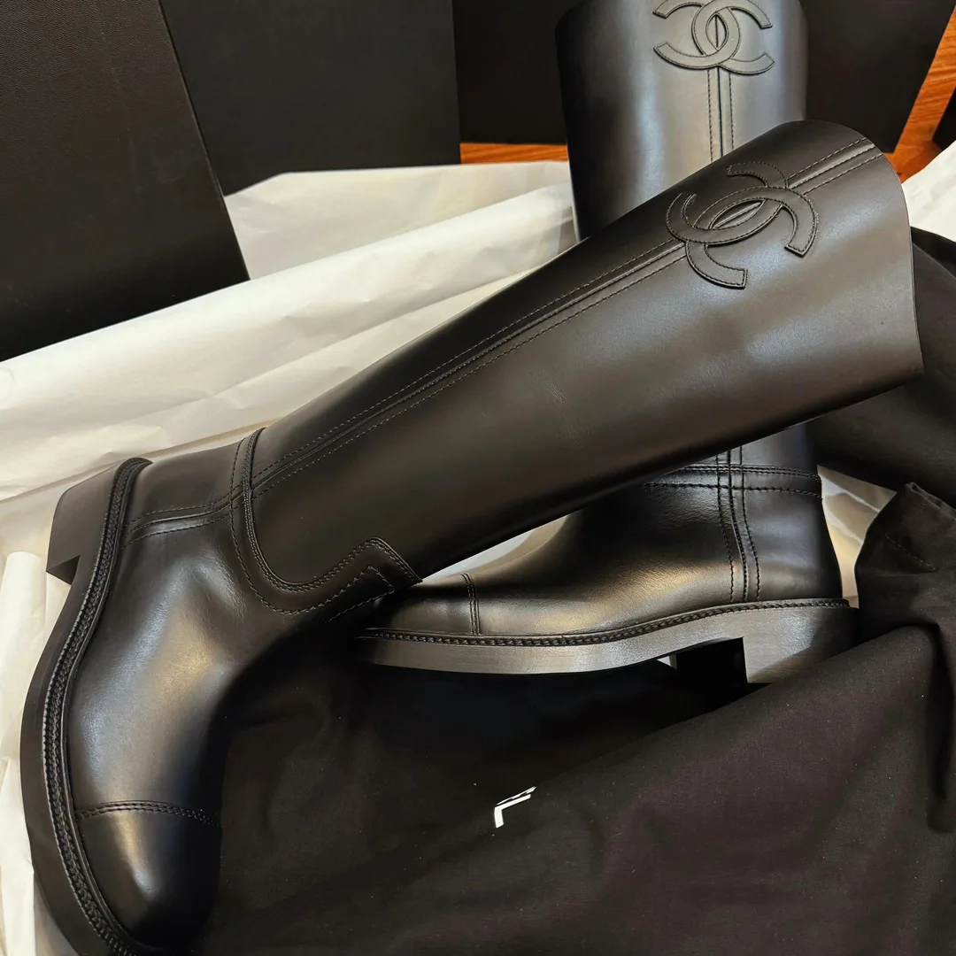 Women's Boots CHANEL 18199006