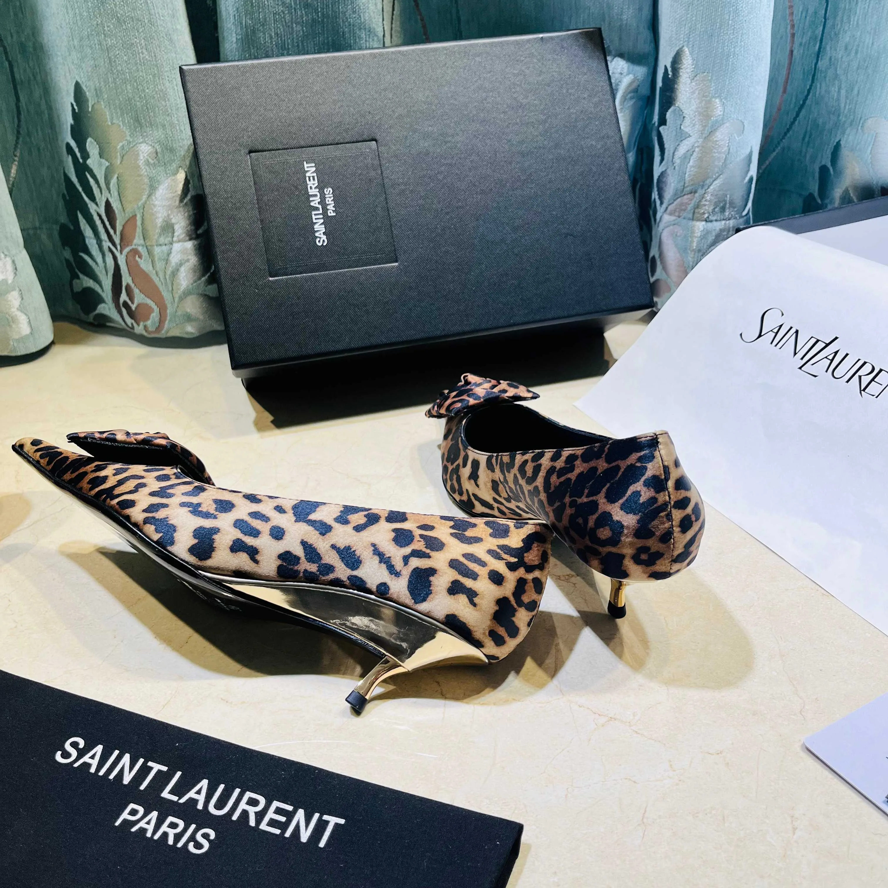 Women's Heels SAINT LAURENT 18083609