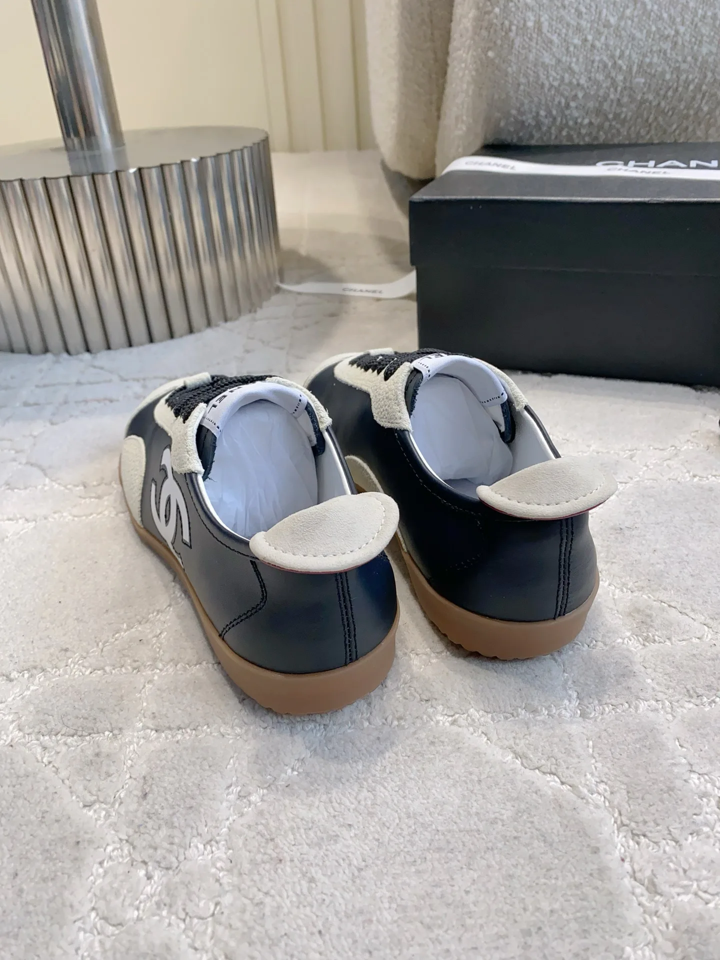Women's Sneakers CHANEL 18003952