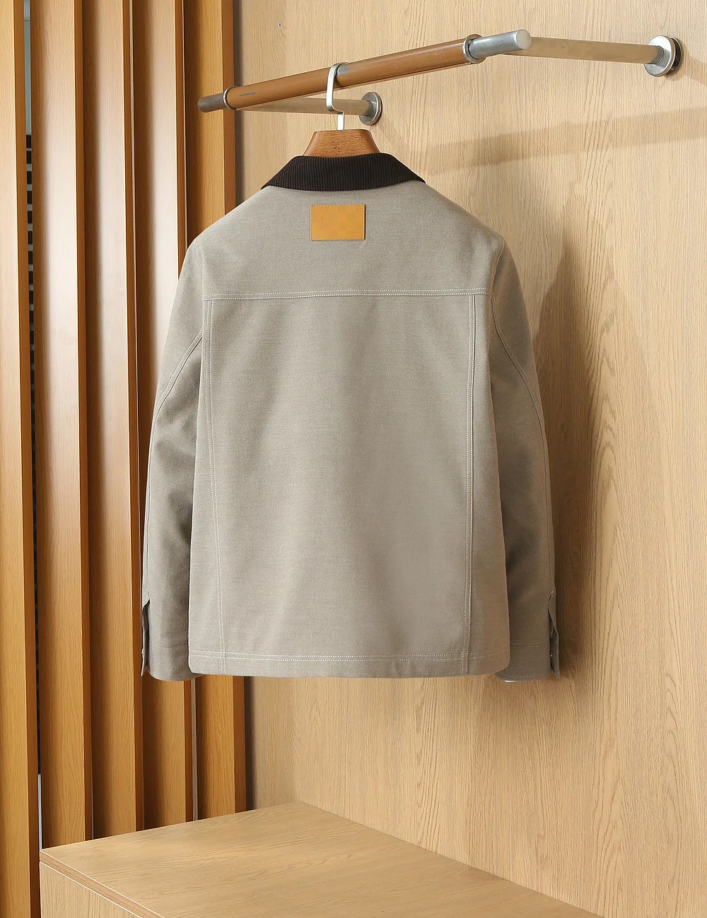 Men's Jackets And Down Jackets LOUIS VUITTON 18109358
