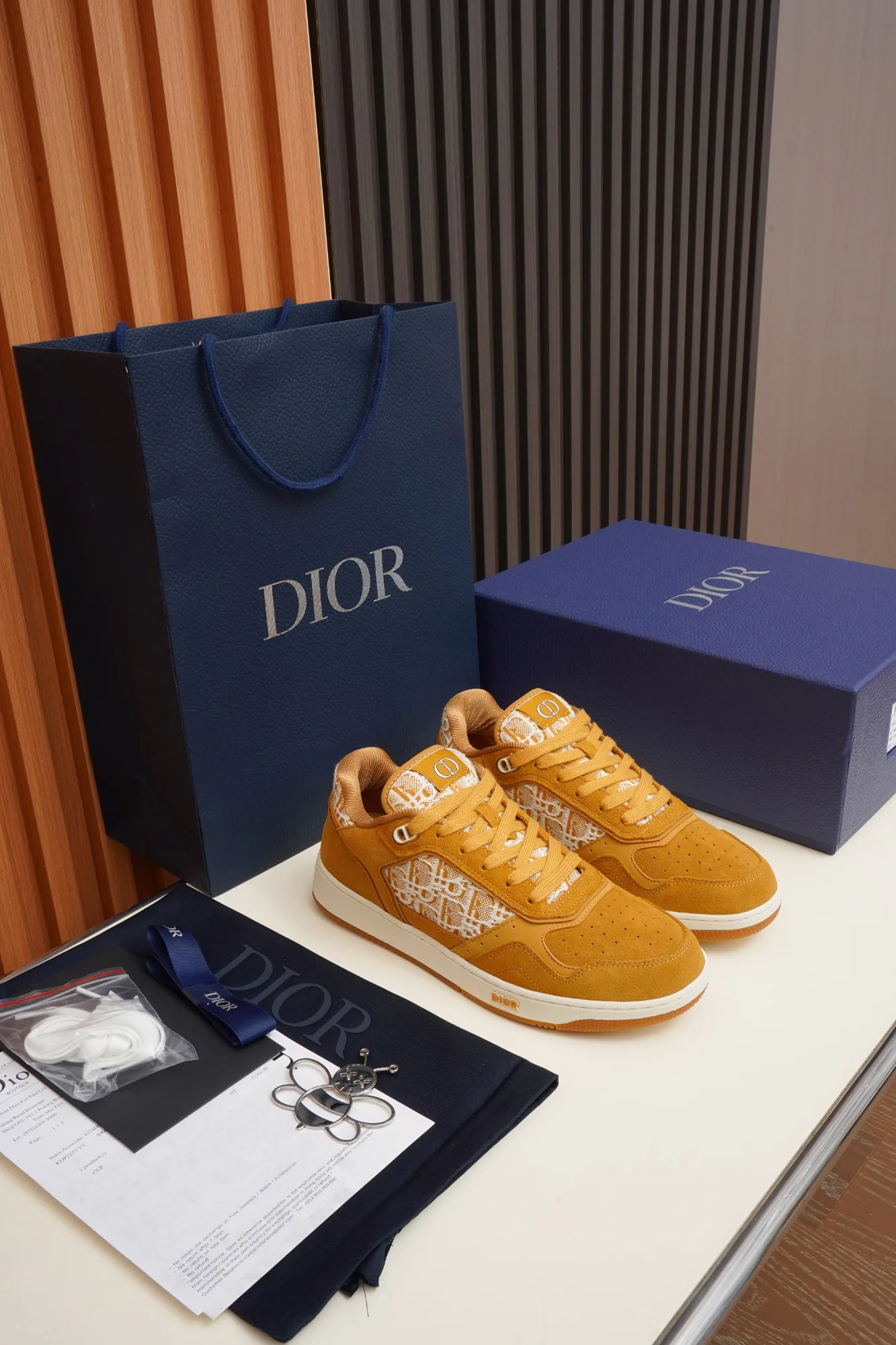Women's Sneakers CHRISTIAN DIOR 17088367