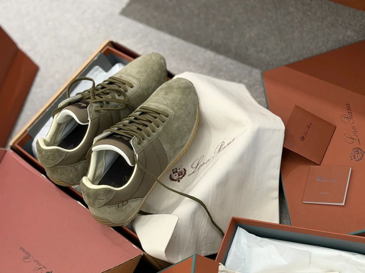 Men's Sneakers LORO PIANA 18393585