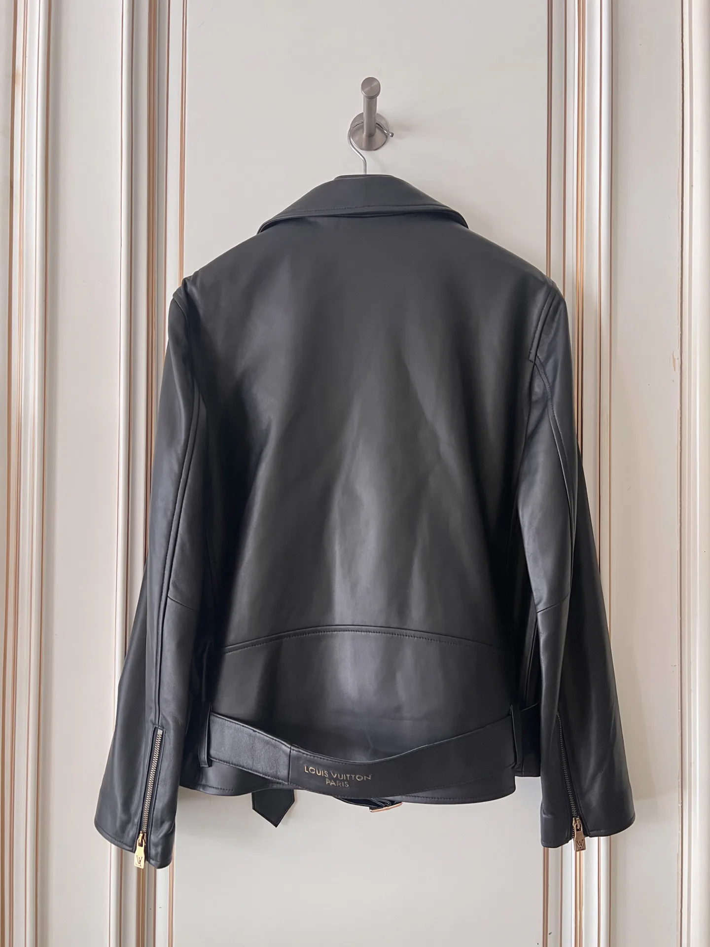 Women's Leather Jackets And Sheepskin Coats LOUIS VUITTON 18409016