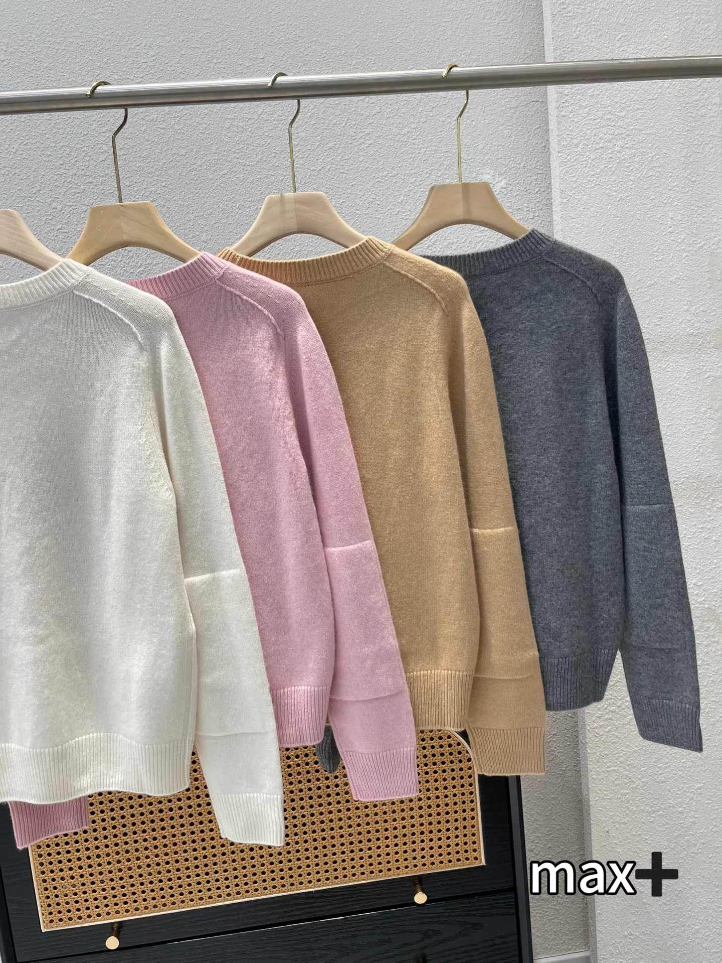 Women's Jumpers And Sweaters BURBERRY 18106682