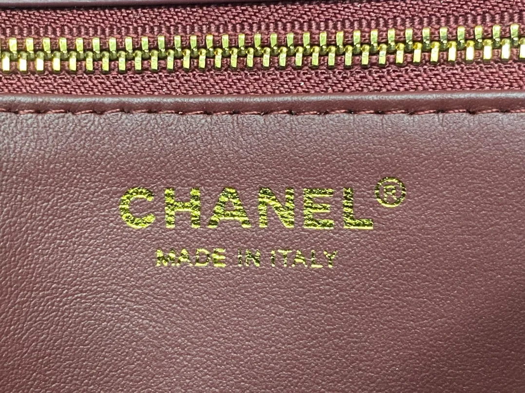 Women's Classic Handbags CHANEL 17909675