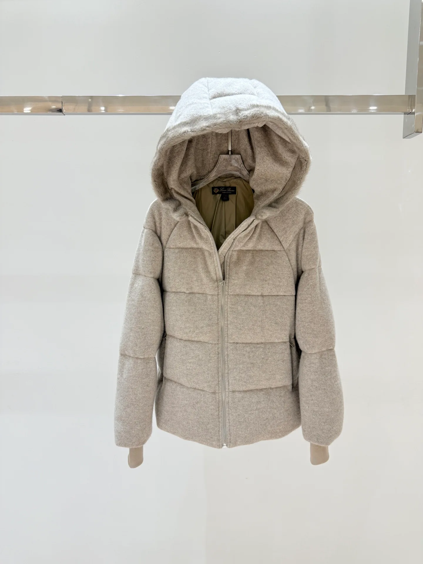 Women's Jackets And Down Jackets LORO PIANA 18082729