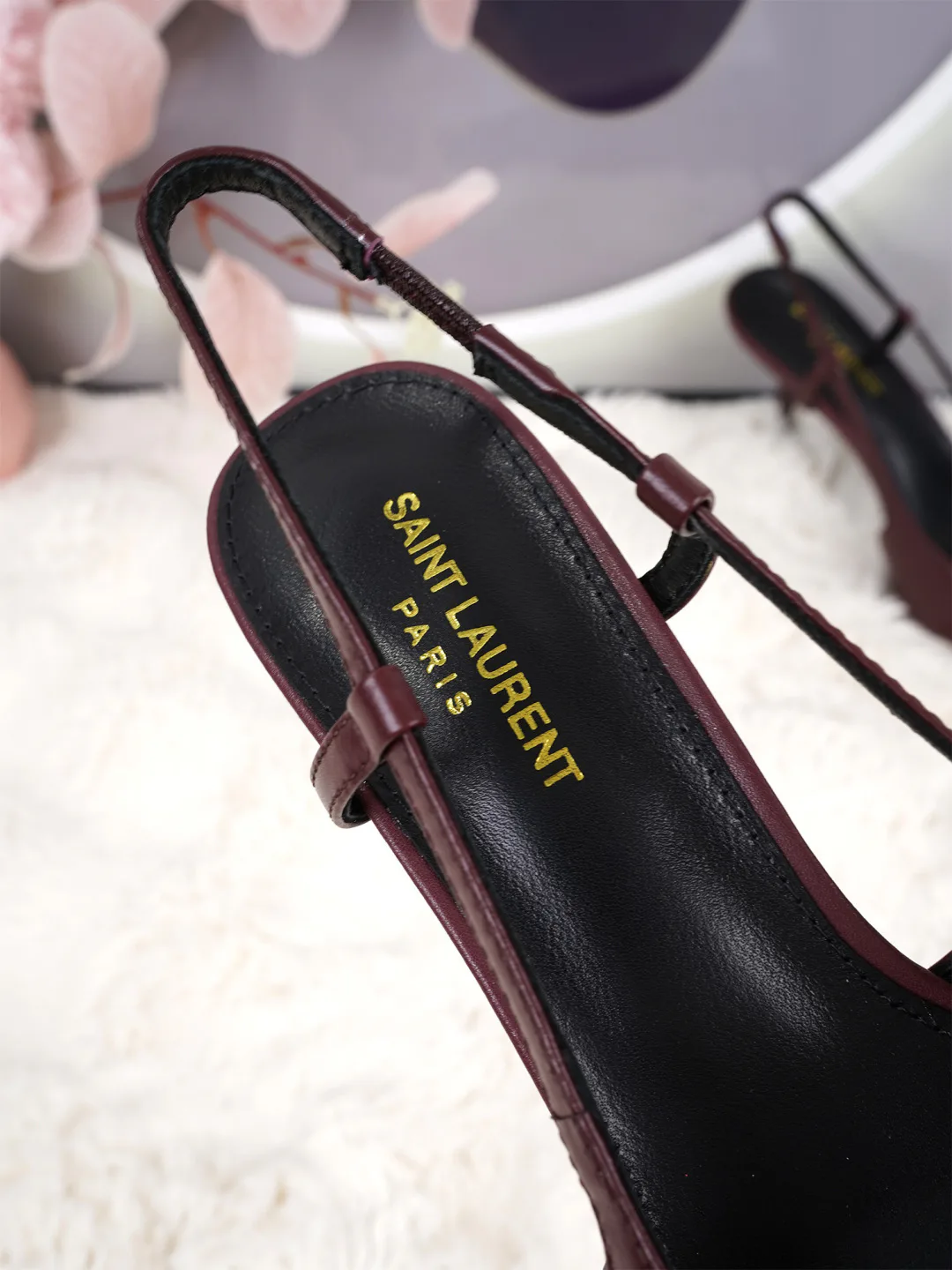 Women's Heels SAINT LAURENT 17100610