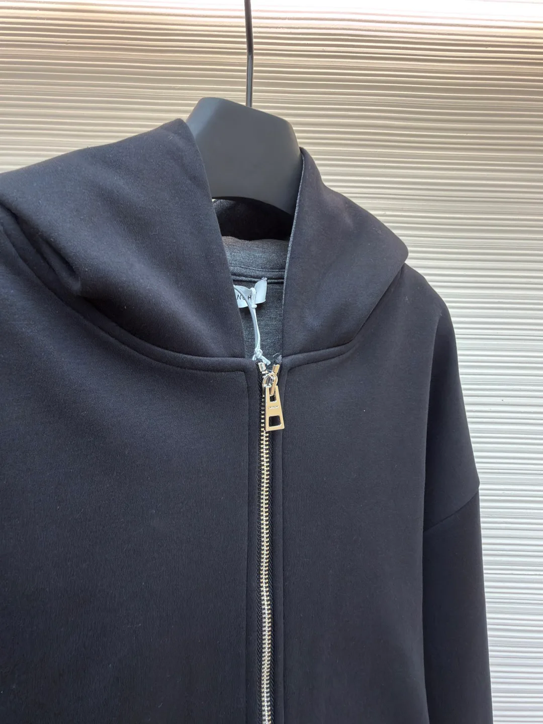 Men's Sweatshirts And Hoodies GIVENCHY 18153837