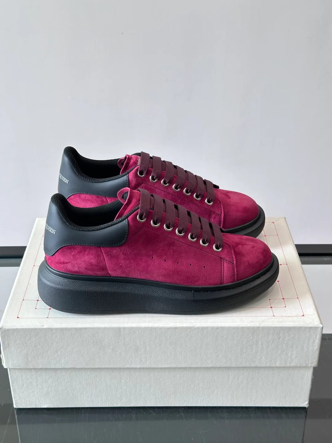Women's Sneakers ALEXANDER MCQUEEN 17447550