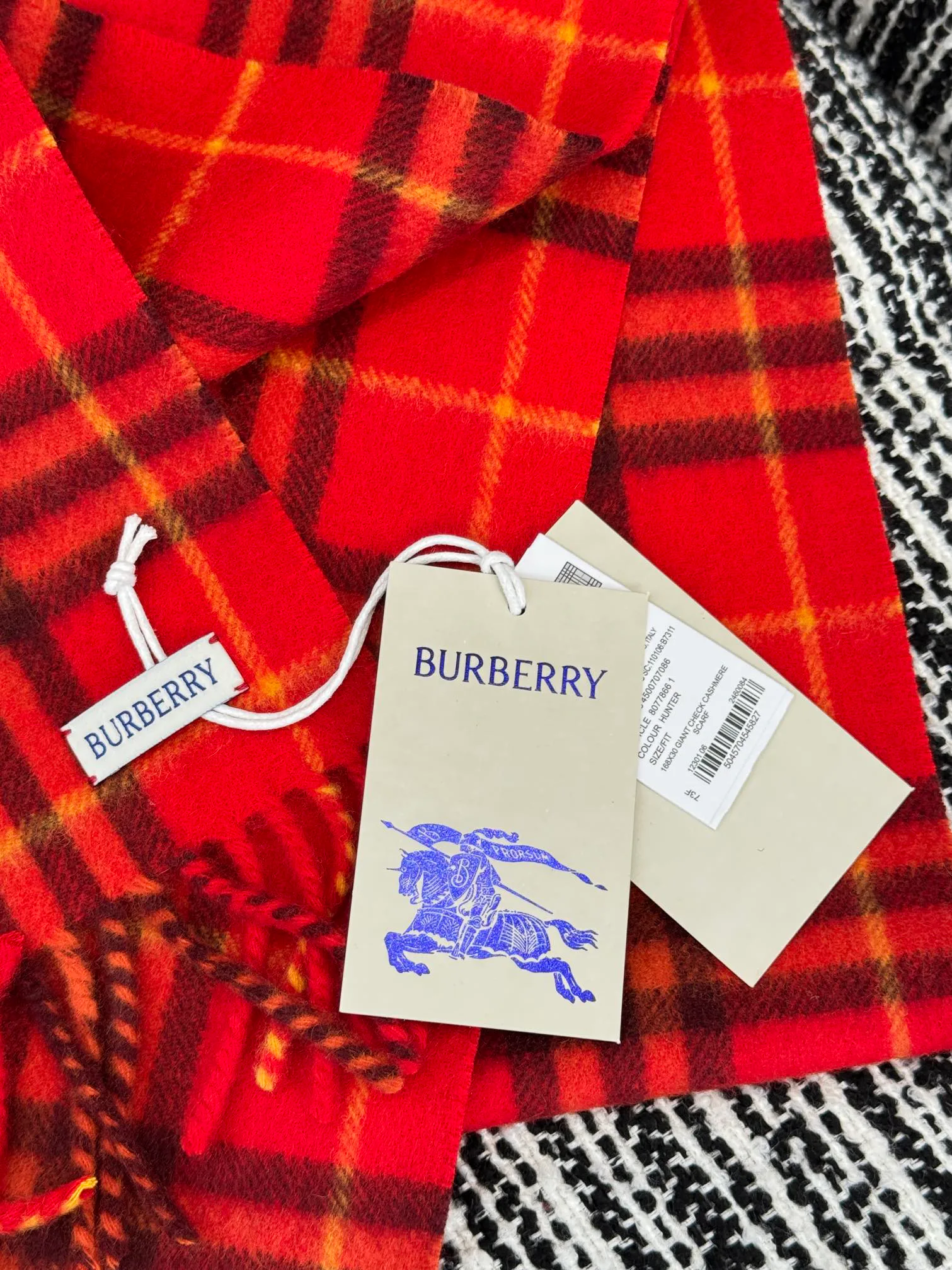 Scarves BURBERRY 18287396