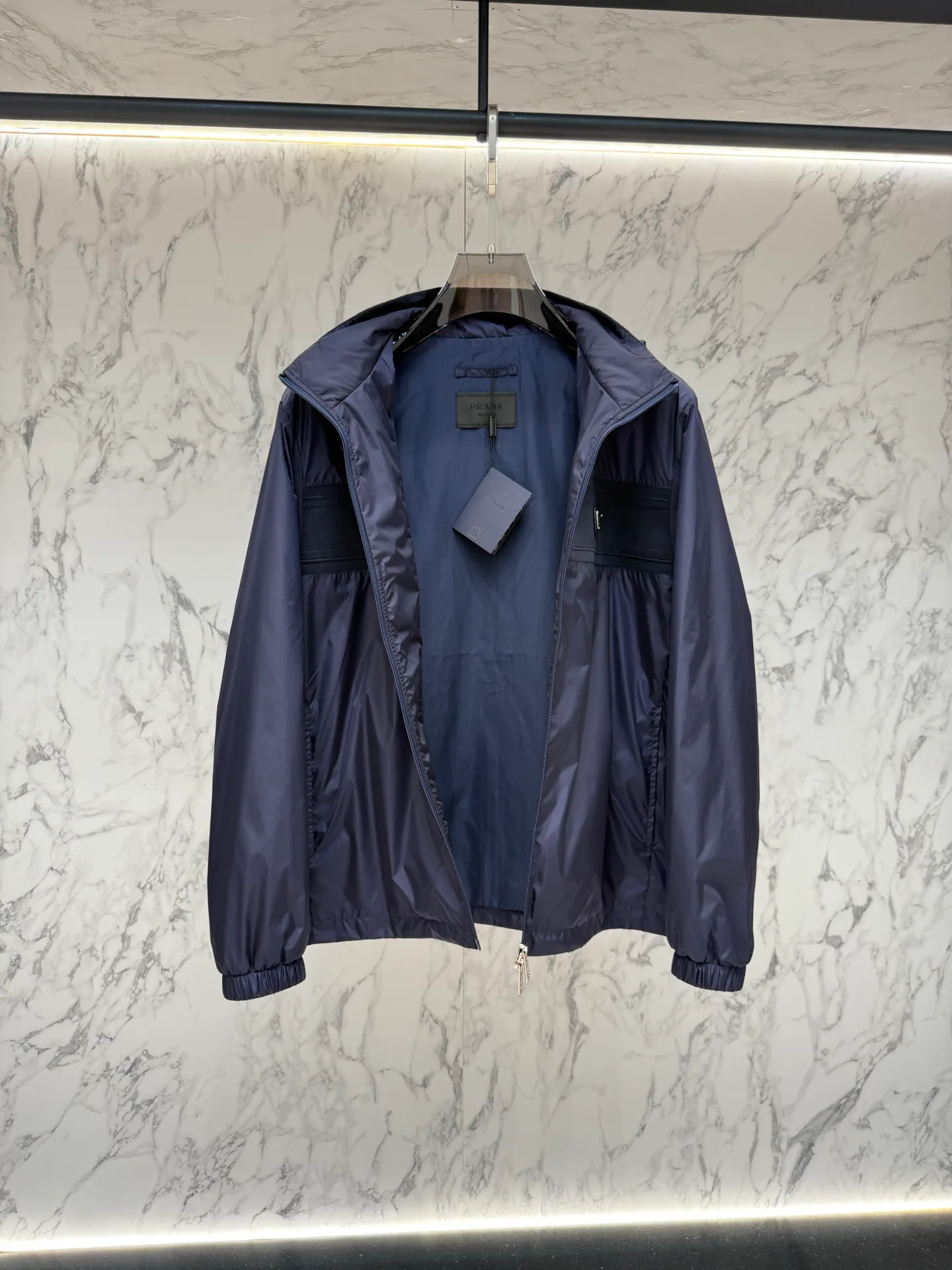 Women's Jackets And Down Jackets PRADA 18178422