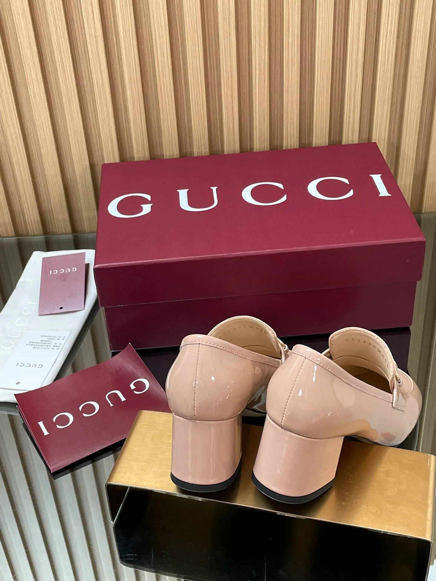 Women's Loafers And Moccasins GUCCI 18152968