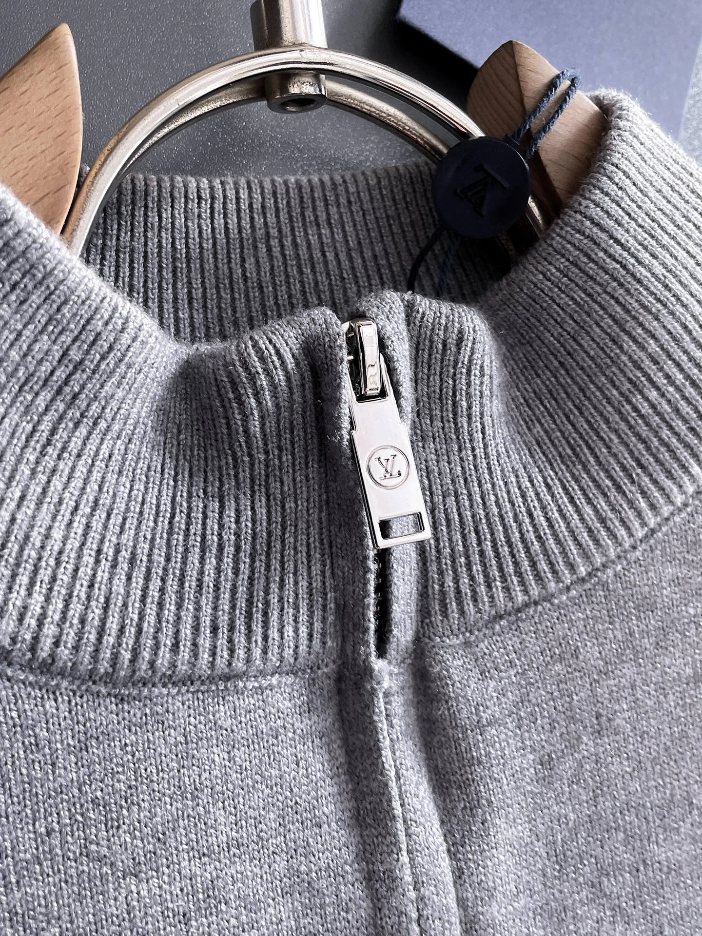 Men's Jumpers And Sweaters LOUIS VUITTON 17901072