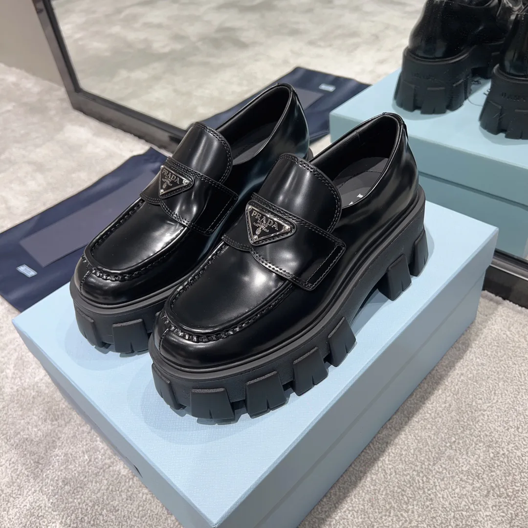 Women's Loafers And Moccasins PRADA 18121873