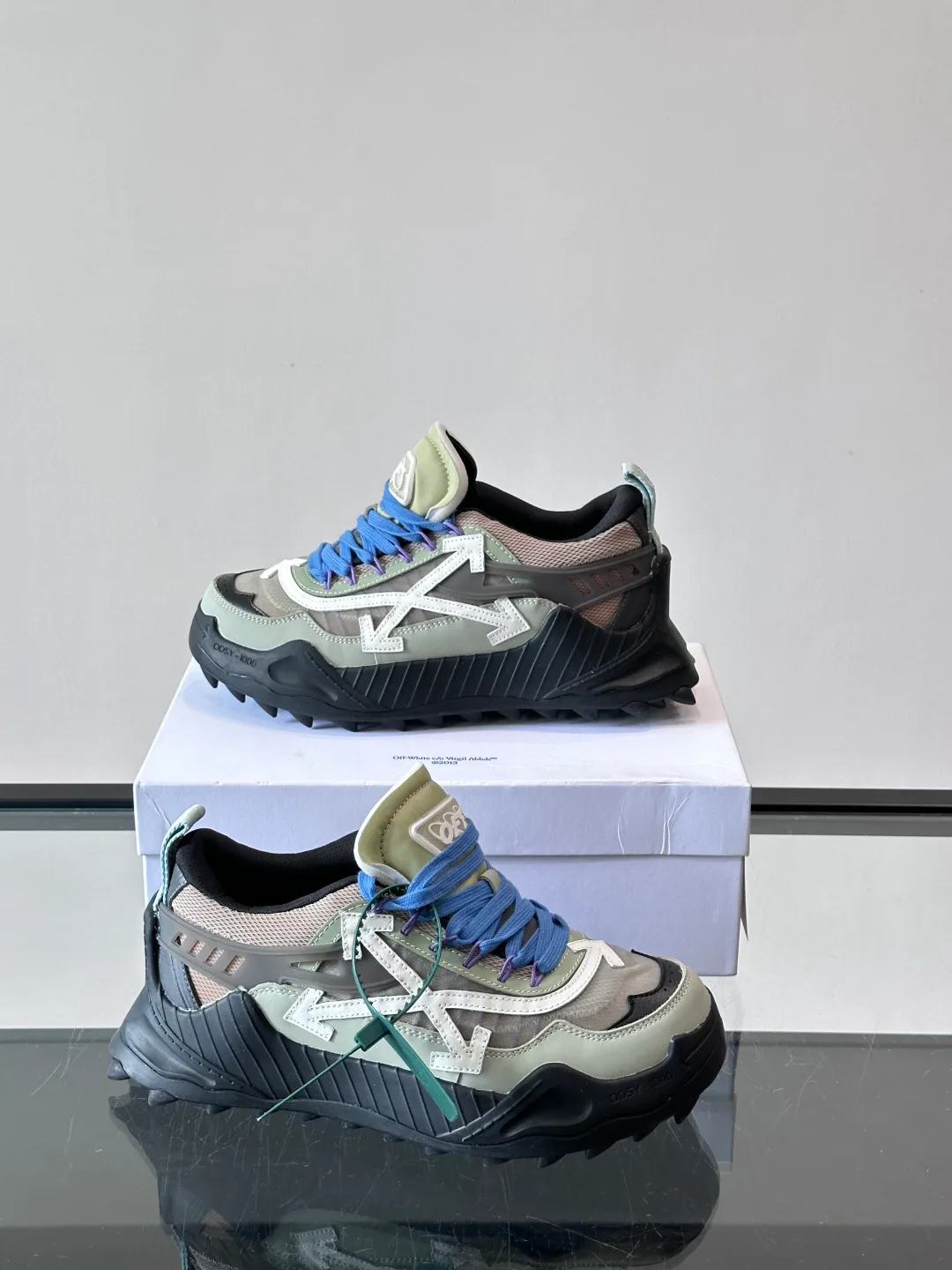 Women's Sneakers OFF-WHITE 17689336
