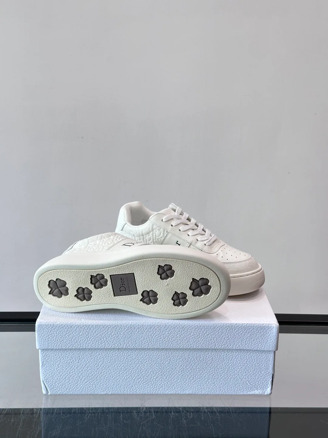 Women's Sneakers CHRISTIAN DIOR 18102629
