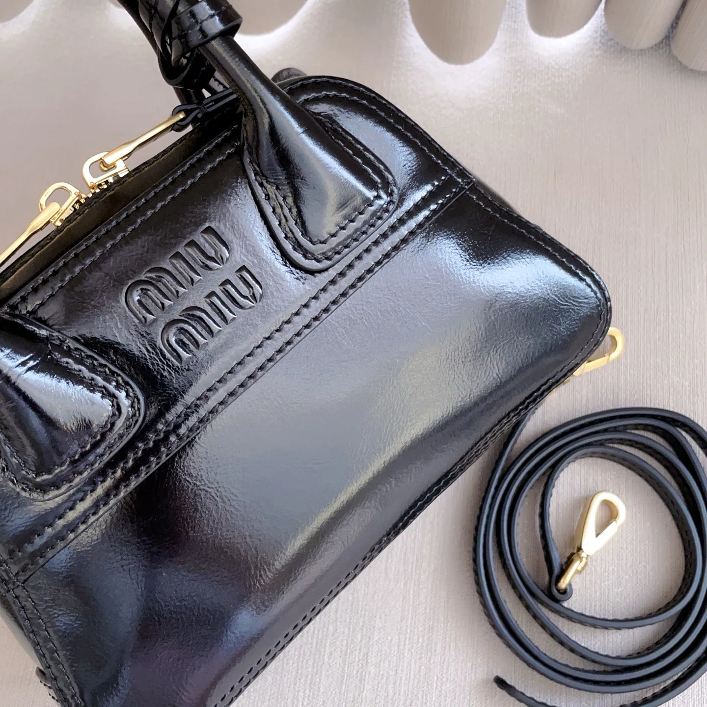 Women's Classic Handbags MIU MIU 18401339