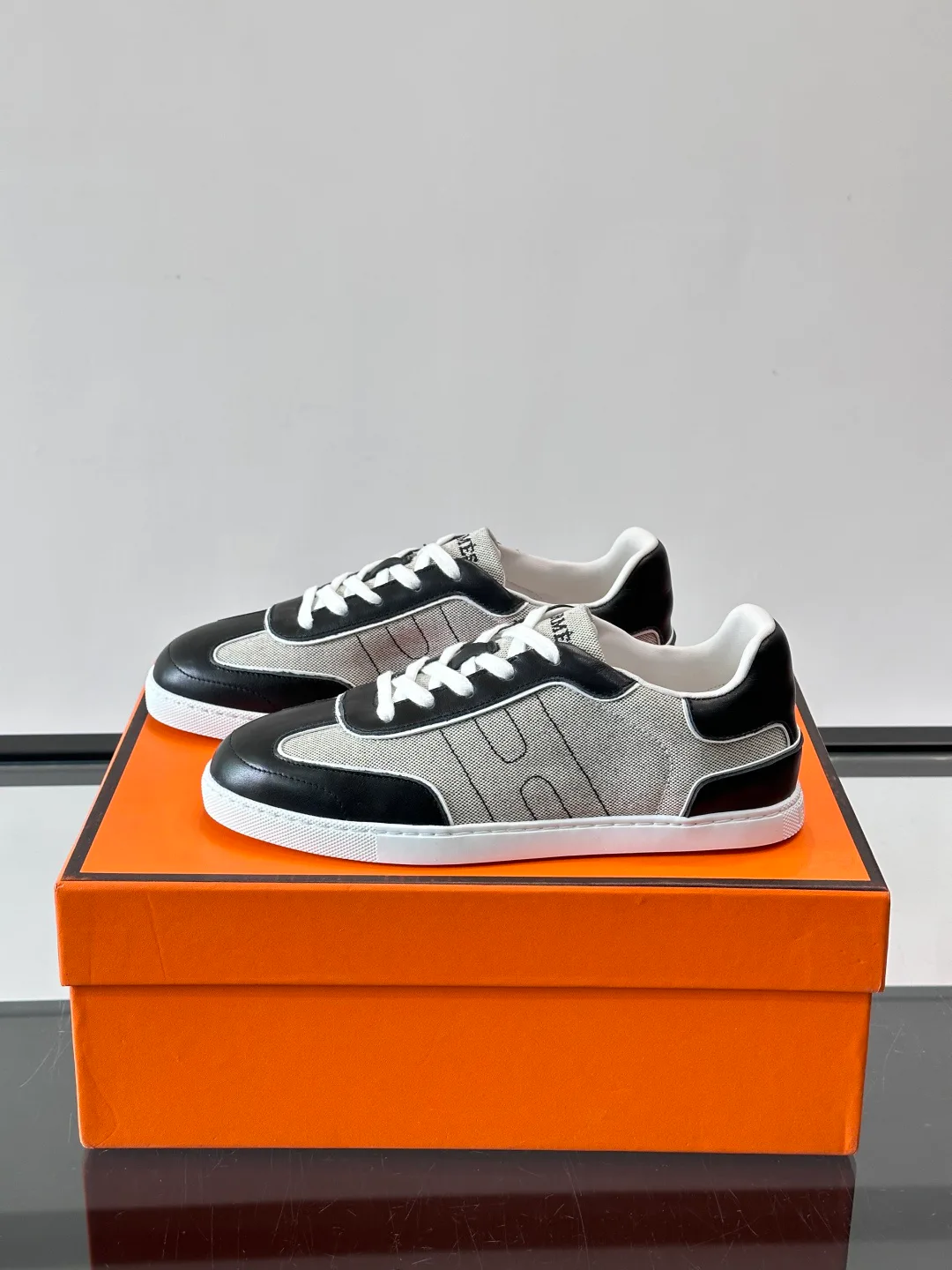 Men's Sneakers HERMES 18102931