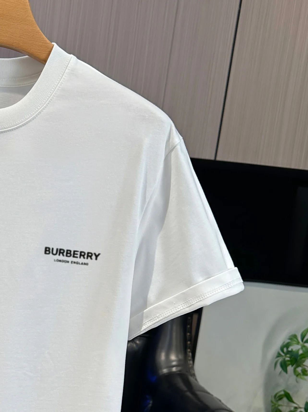 Women's T-Shirts BURBERRY 18000409