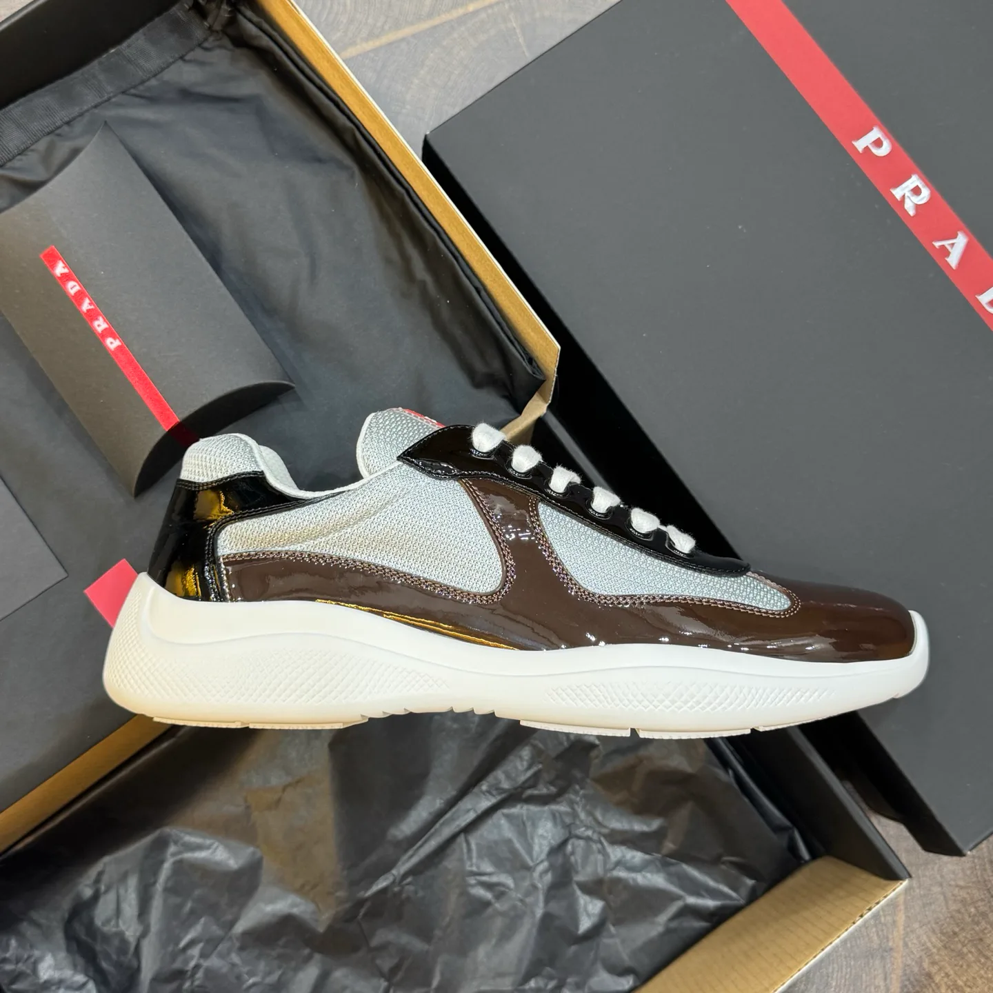 Women's Sneakers PRADA 18267058