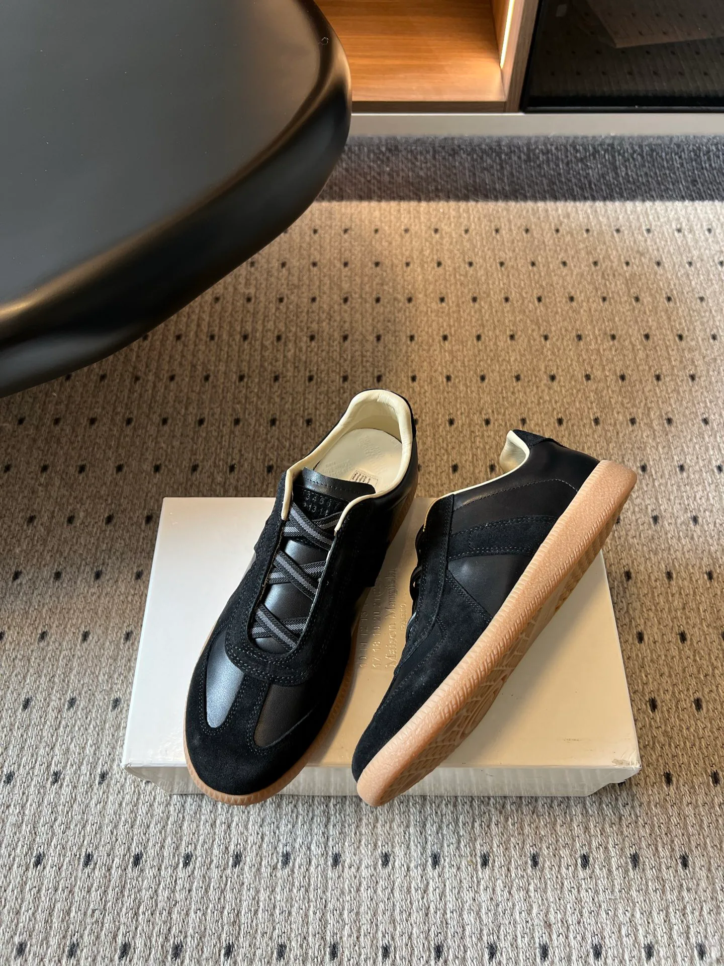 Women's Sneakers MAISON MARGIELA 17568940