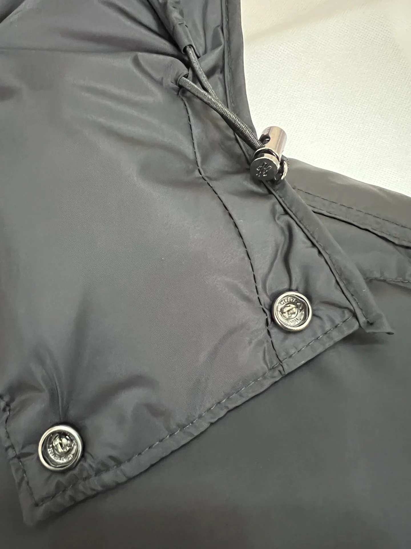 Куртки И Пуховики Женские Moncler 18599875
