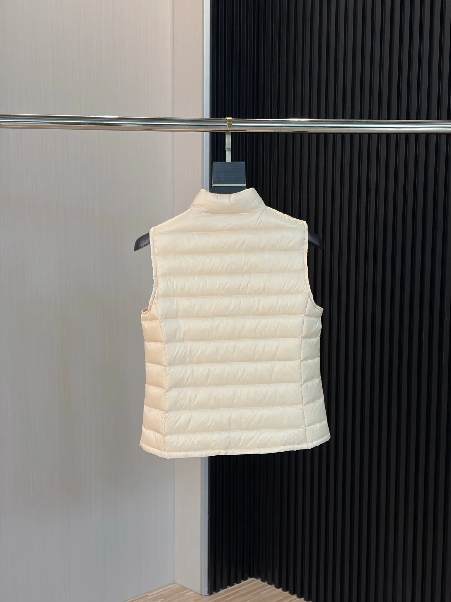 Women's Vests MONCLER 18048233
