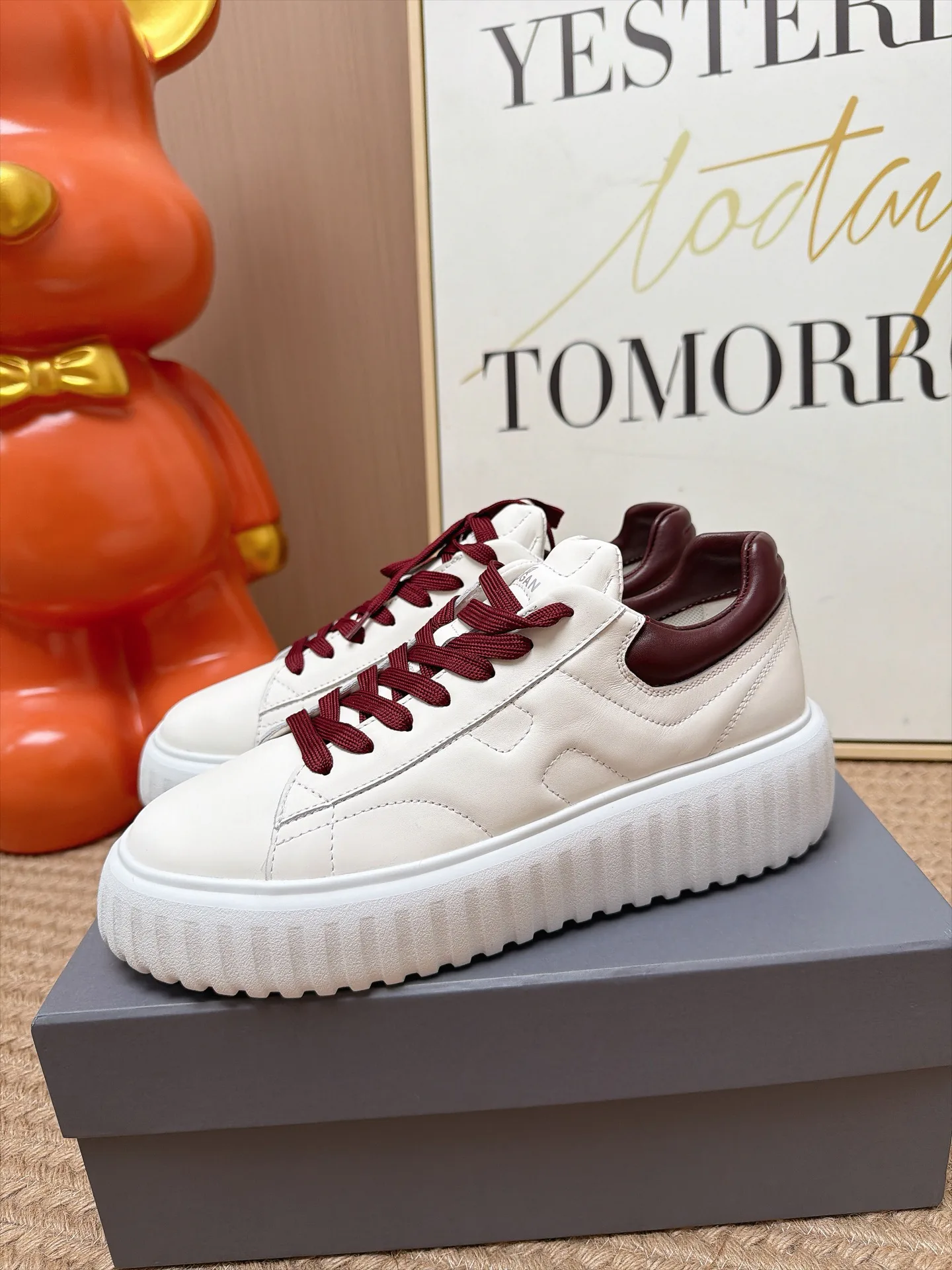 Women's Sneakers HOGAN 18239683