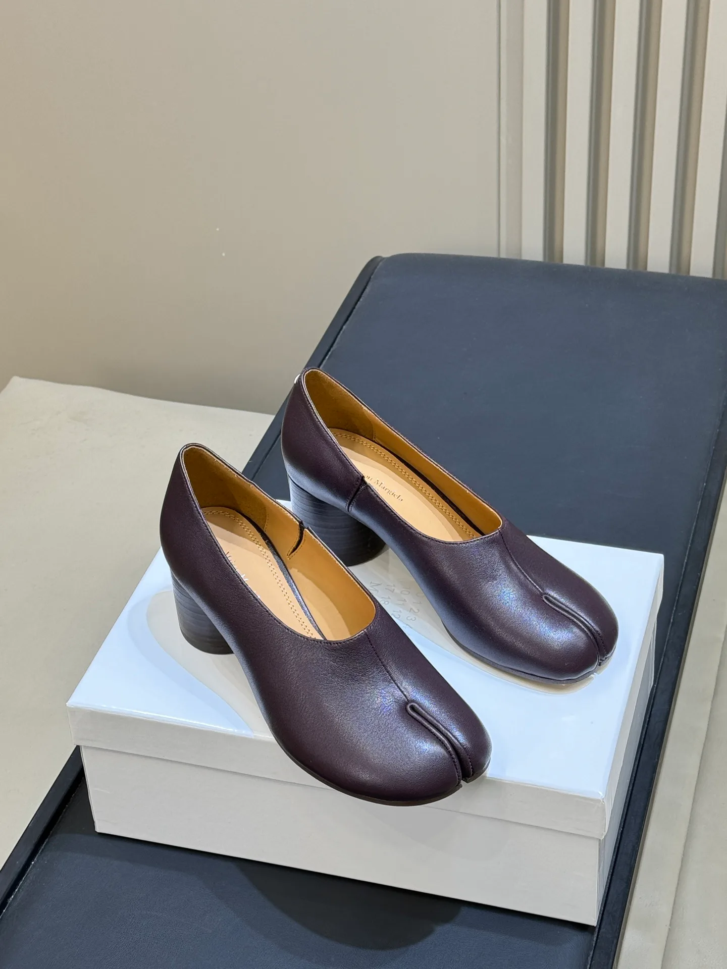 Women's Heels MAISON MARGIELA 18192859