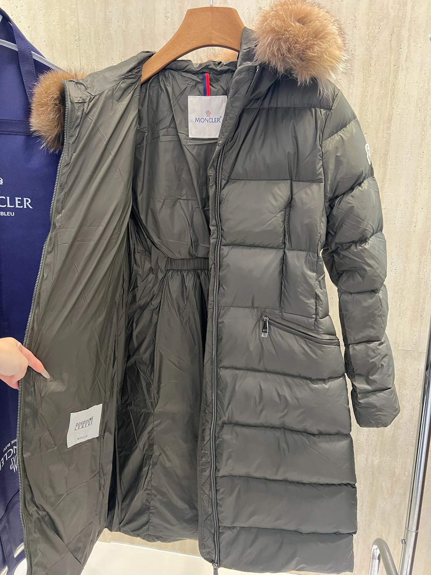 Men's Jackets And Down Jackets MONCLER 18434512