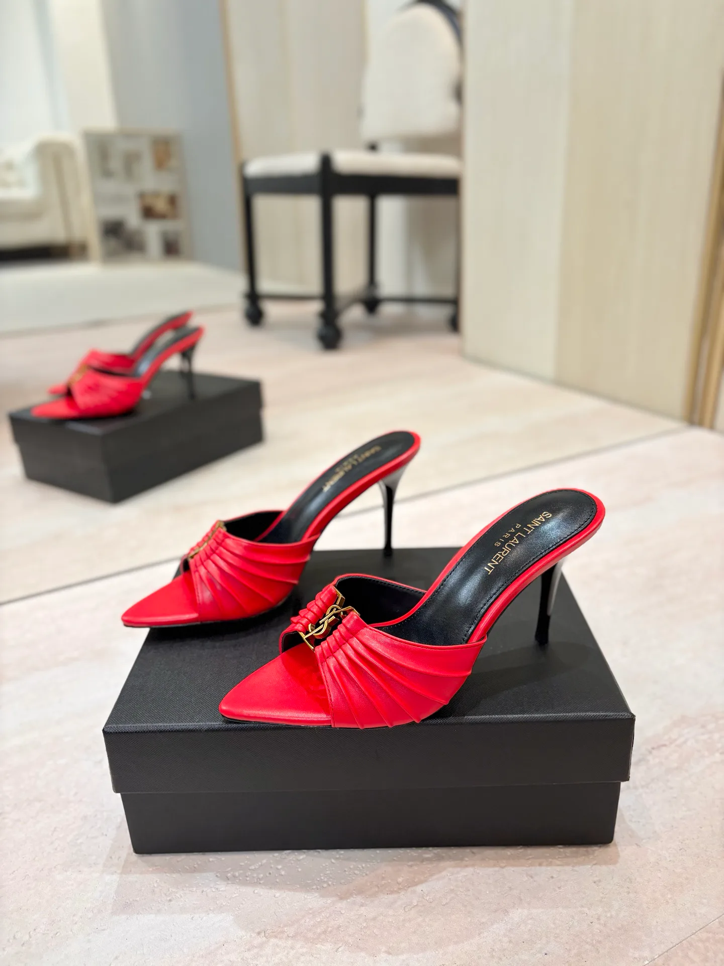 Women's Mules And Clogs SAINT LAURENT 17476062