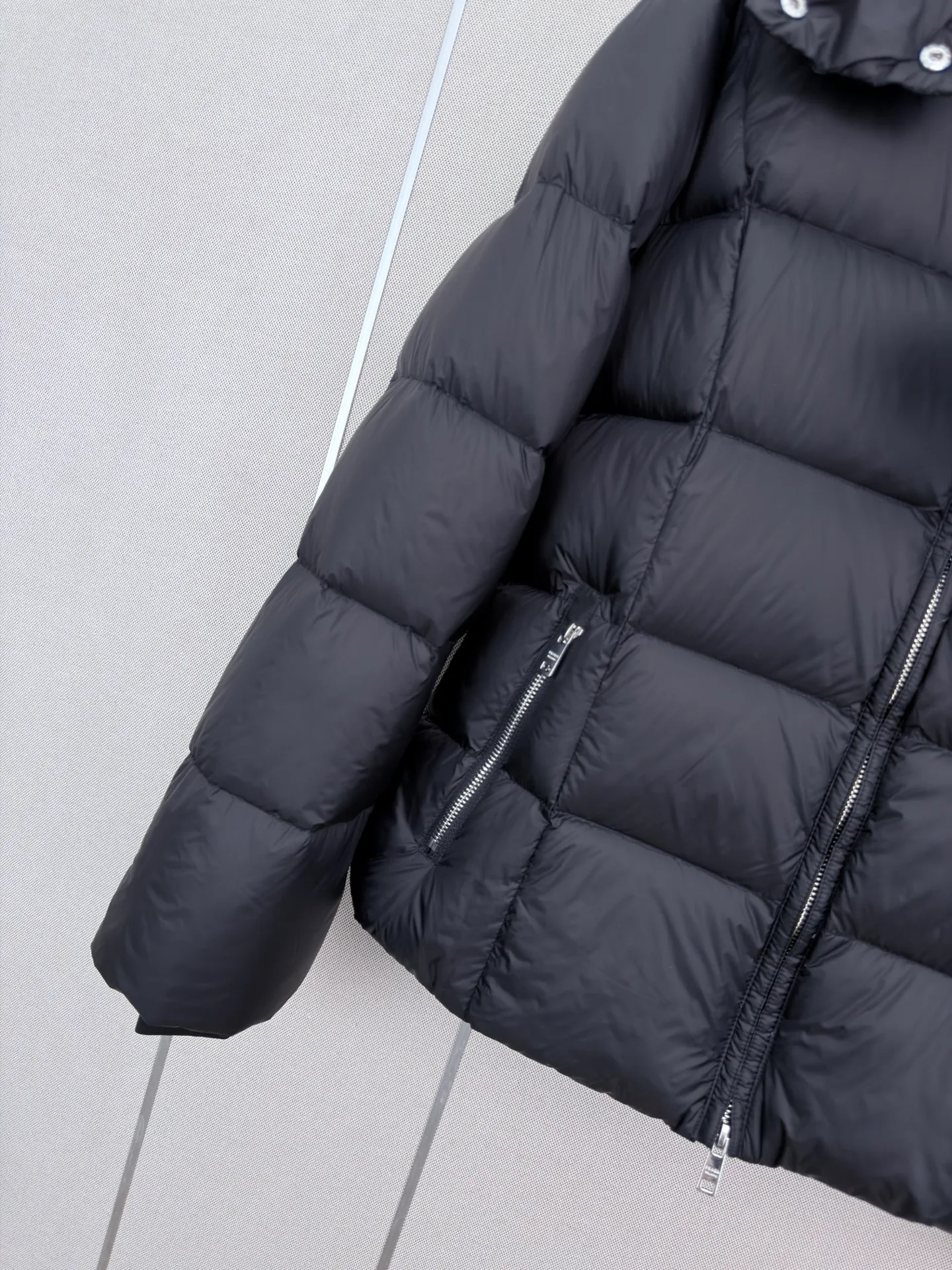 Women's Jackets And Down Jackets PRADA 18185814